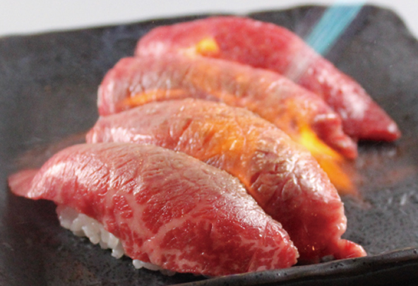 炙り牛にぎり/大トロ