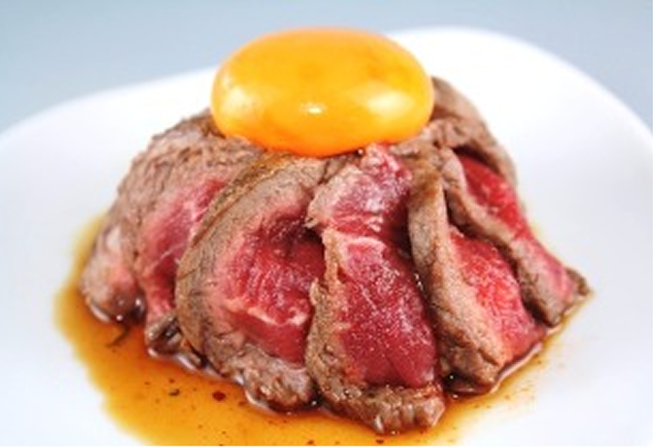 ローストユッケ